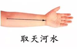 艾童堂，石家庄小儿推拿，葫芦灸
